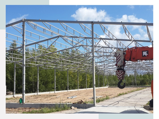 Строительство конюшен в Балаково от 611 руб. под ключ