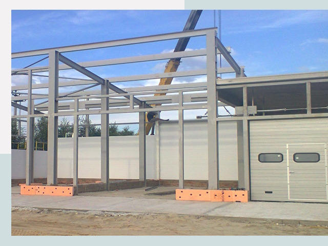 Строительство автосервисов от СтальСтрой-Блк по цене 611 руб.