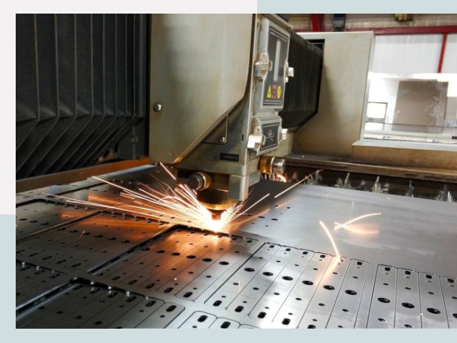 Лазерная резка металла в Балаково от 611 руб.